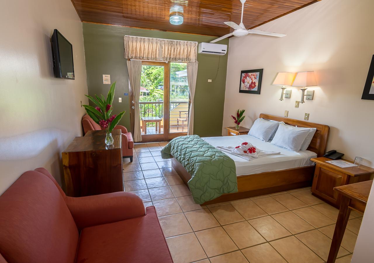 Hotel Manuel Antonio Eksteriør billede